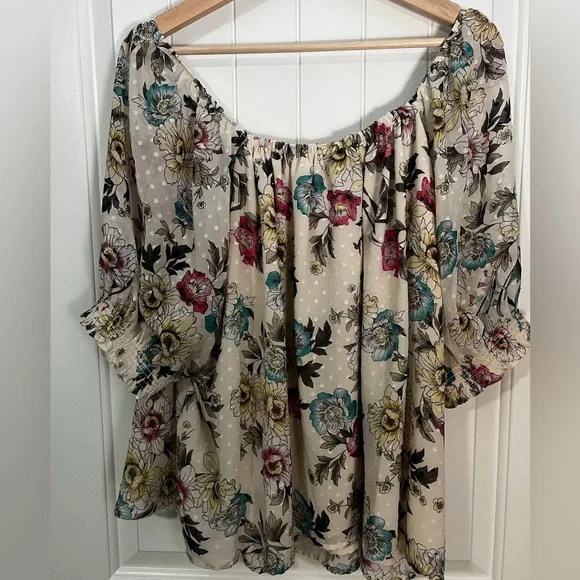 Torrid Floral Blouse - Cream with Multicolor Accents - Picture 2 of 7